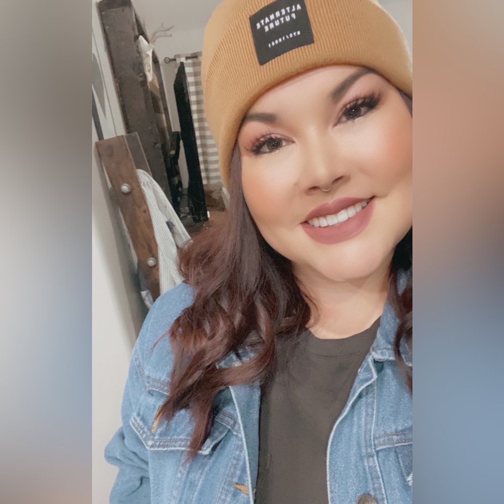 Meet your Posher, Marissa